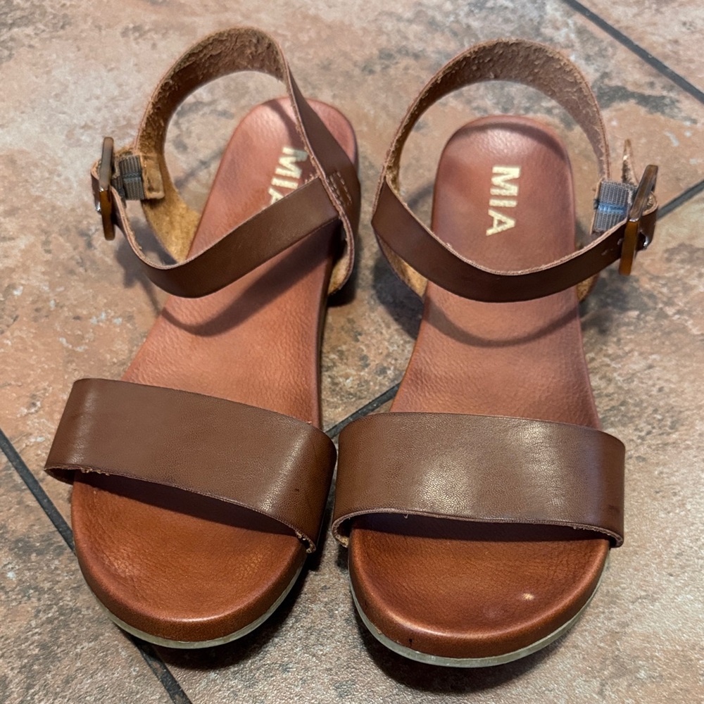 MIA Women's Brown Leather Sandals Size 6.5